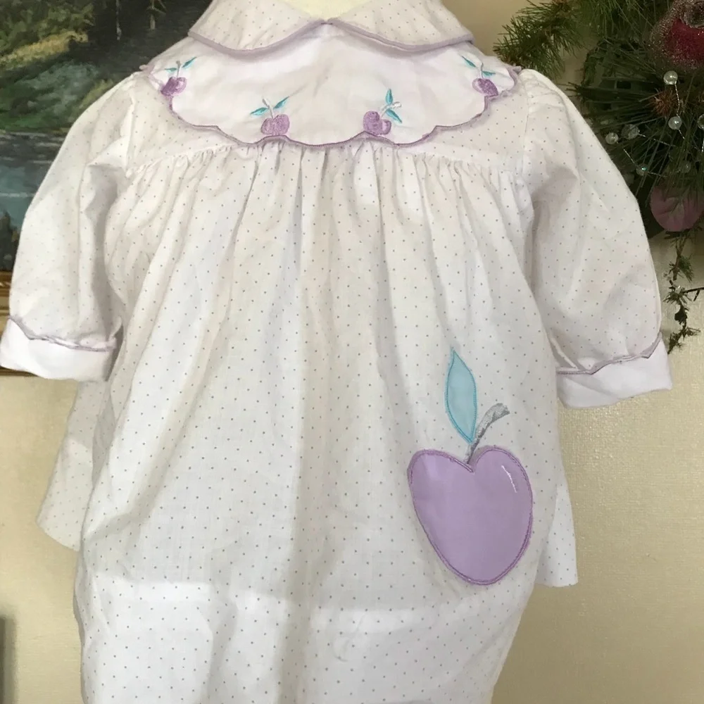 Rare VTG 1960’s Baby Plum Peter Pan Collar Dress